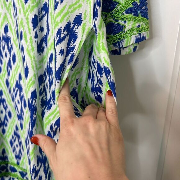 Gretchen Scott Tunic Top Dress Green with Blue Embroidery Size Large - Picture 8 of 8